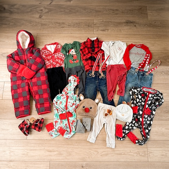 BOYS COMFY AND COZY WINTER HOLIDAY CLOTHING BUNDLE SIZE 12-18MONTHS - Picture 1 of 13